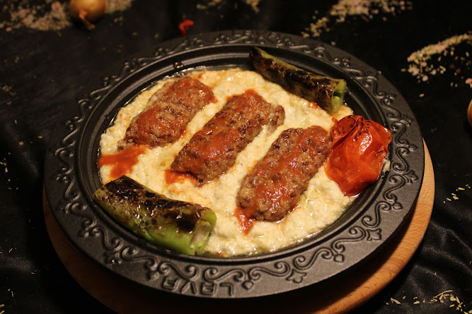 ALİ NAZİK KEBABI 