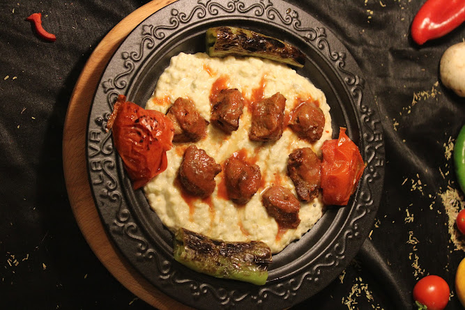 ALİ NAZİK ŞİŞTEN