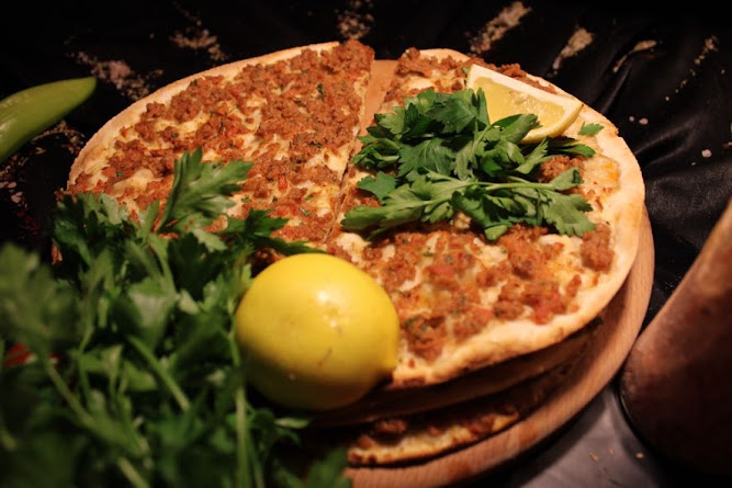 KLASİK LAHMACUN 