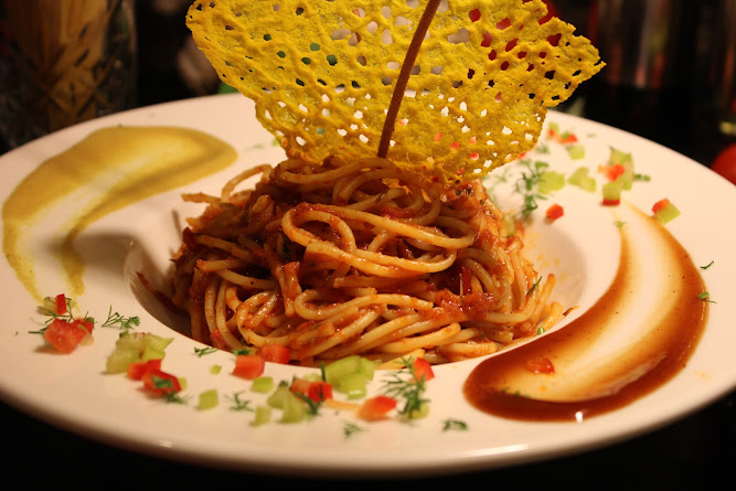 SPAGETTİ NAPOLİYATTA SOSU