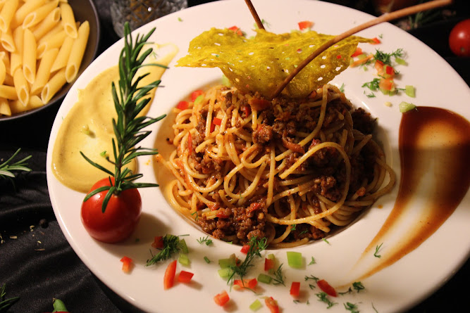 SPAGETTİ BLONEZ SOSU 