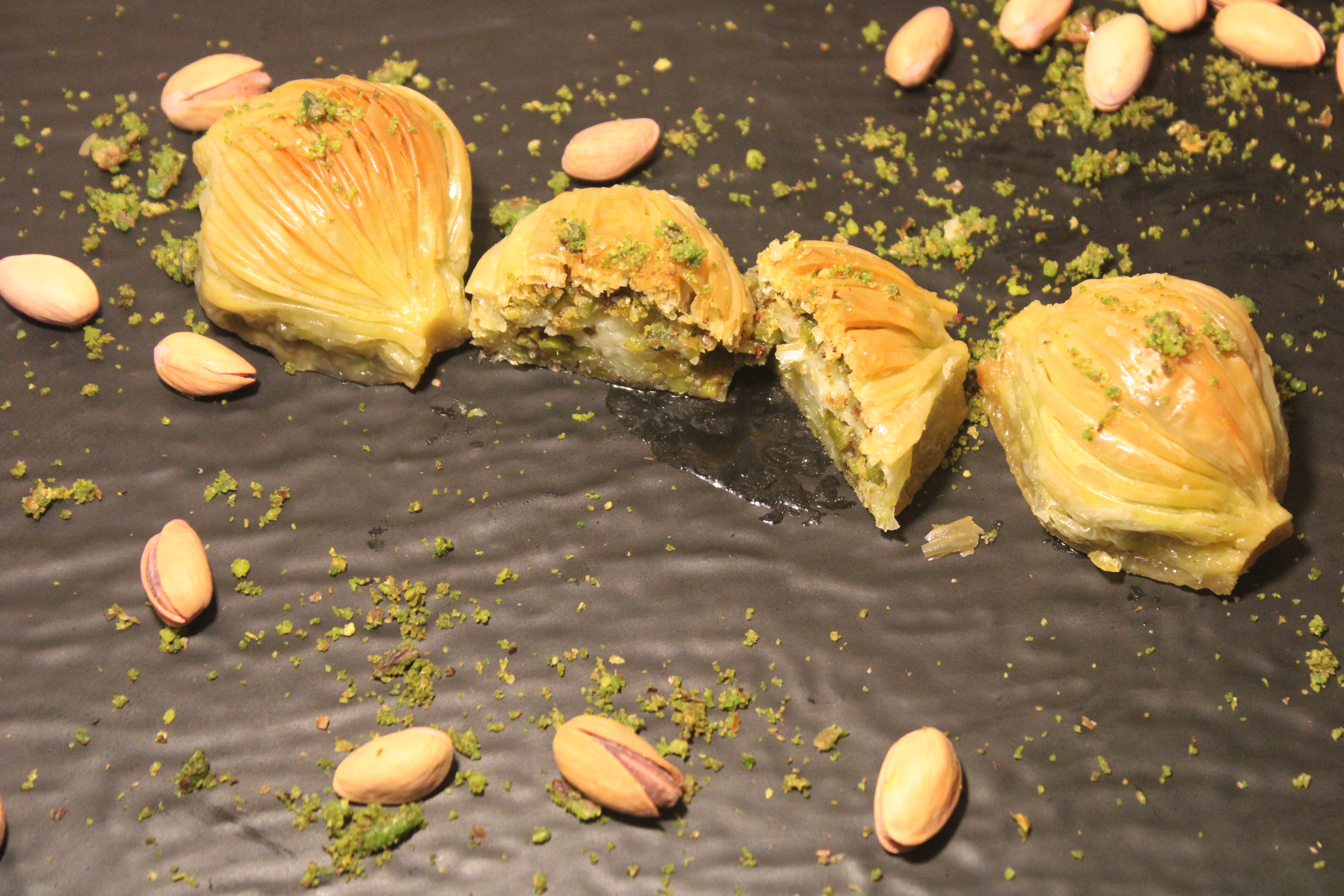 MİDYE DOLMA BAKLAVA